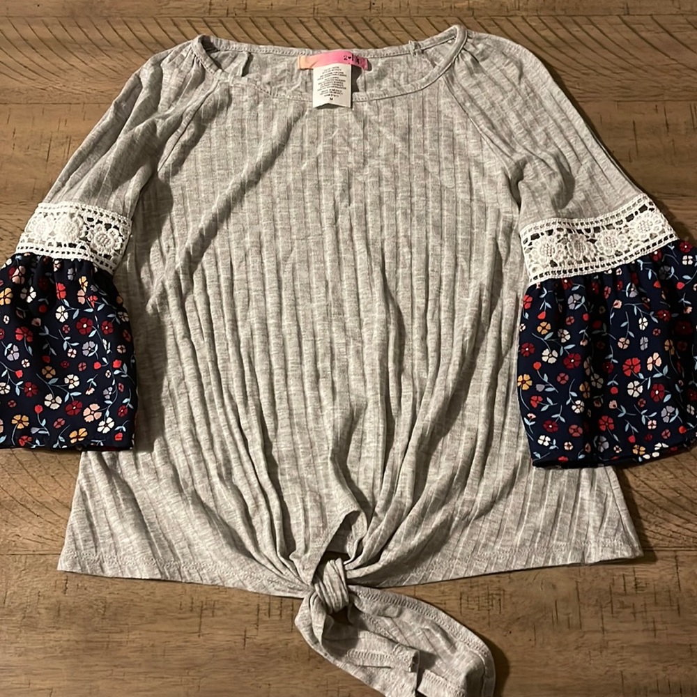 Girls Medium Shirt